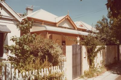 PHOTOGRAPH: UNKNOWN HOUSE SUBIACO, NATIONAL ESTATE SURVEY COLLECTION