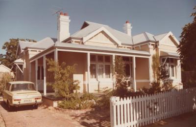 PHOTOGRAPH: UNKNOWN HOUSE SUBIACO, NATIONAL ESTATE SURVEY COLLECTION
