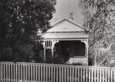 PHOTOGRAPH: UNKNOWN HOUSE SUBIACO, NATIONAL ESTATE SURVEY COLLECTION