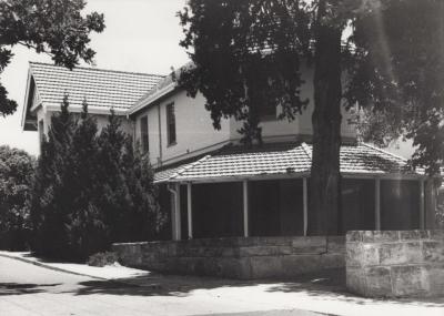 PHOTOGRAPH: UNKNOWN HOUSE SUBIACO, NATIONAL ESTATE SURVEY COLLECTION