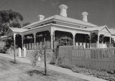 PHOTOGRAPH: UNKNOWN HOUSE SUBIACO, NATIONAL ESTATE SURVEY COLLECTION