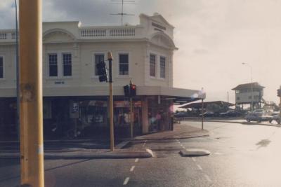 PHOTOGRAPH: ROGERSON BUILDING, ROKEBY ROAD, 1988