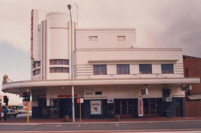 PHOTOGRAPH: REGAL THEATRE, CORNER HAY STREET AND ROKEBY ROAD, 1988