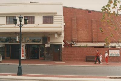PHOTOGRAPH: REGAL THEATRE TO 43 ROKEBY ROAD, 1988