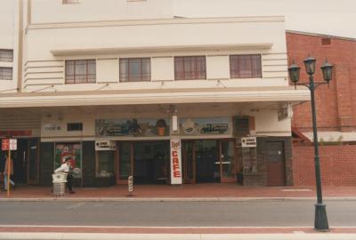 PHOTOGRAPH: REGAL THEATRE TO 43 ROKEBY ROAD, 1988