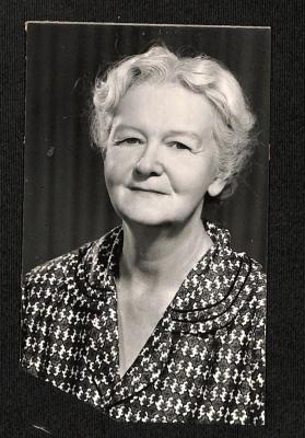 PHOTOGRAPH: EH PARKER, BLACK AND WHITE PORTAIT