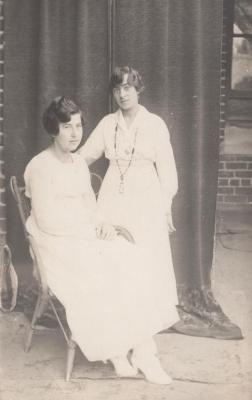 POSTCARD: PEARL TRENBERTH AND ANNIE GRAHAM, FROM ALBUM 1, THELMA GREEN COLLECTION