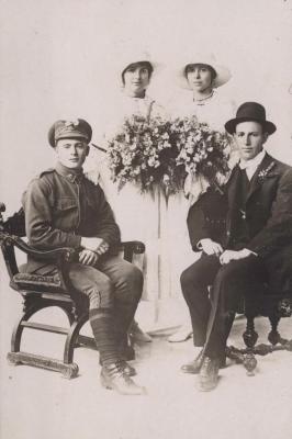 POSTCARD: TWO MEN AND TWO WOMEN, FROM ALBUM 1, THELMA GREEN COLLECTION