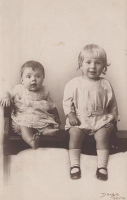 POSTCARD: BILLIE AND RON CONGDON, FROM ALBUM 1, THELMA GREEN COLLECTION