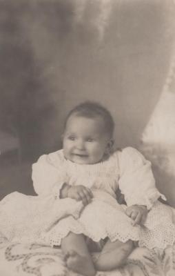 POSTCARD: UNKNOWN BABY, FROM ALBUM 1, THELMA GREEN COLLECTION
