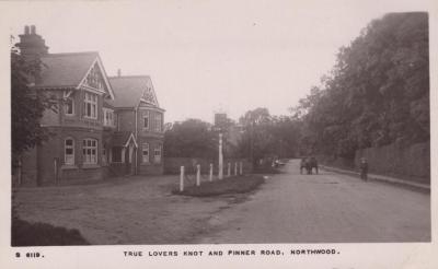 POSTCARD: UNKNOWN STREET, FROM ALBUM 1, THELMA GREEN COLLECTION