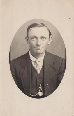 POSTCARD: BERT CONGDON, FROM ALBUM 1, THELMA GREEN COLLECTION