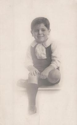 POSTCARD: KENNETH MARSH, FROM ALBUM 1, THELMA GREEN COLLECTION