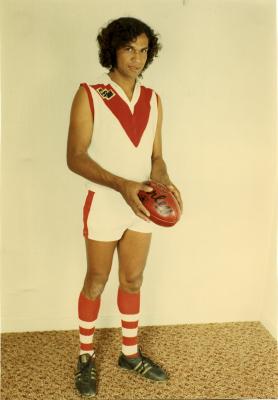 PHOTO OF STEPHEN MICHAEL - FOOTBALLER