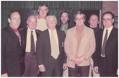 ASSOCIATED GOLF CLUBS - MEN'S DIVISION 9 PENNANT TEAM CIRCA 1977