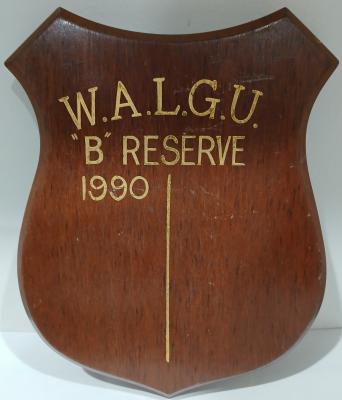 PENNANT - WOMEN - WALGU B RESERVE SHIELD 1990