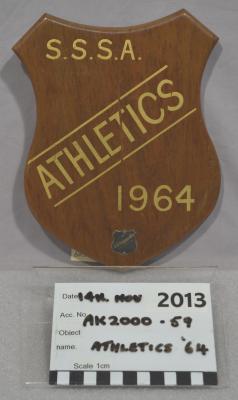 SHIELD, WOODEN - S.S.S.A. ATHLETICS 1964 KARRAGULLEN