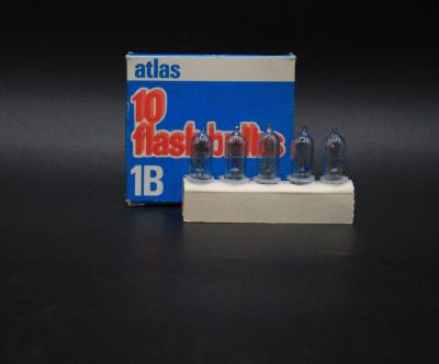 BOX, FLASH BULBS
