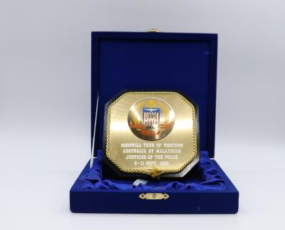 BOX, PRESENTATION PLAQUE