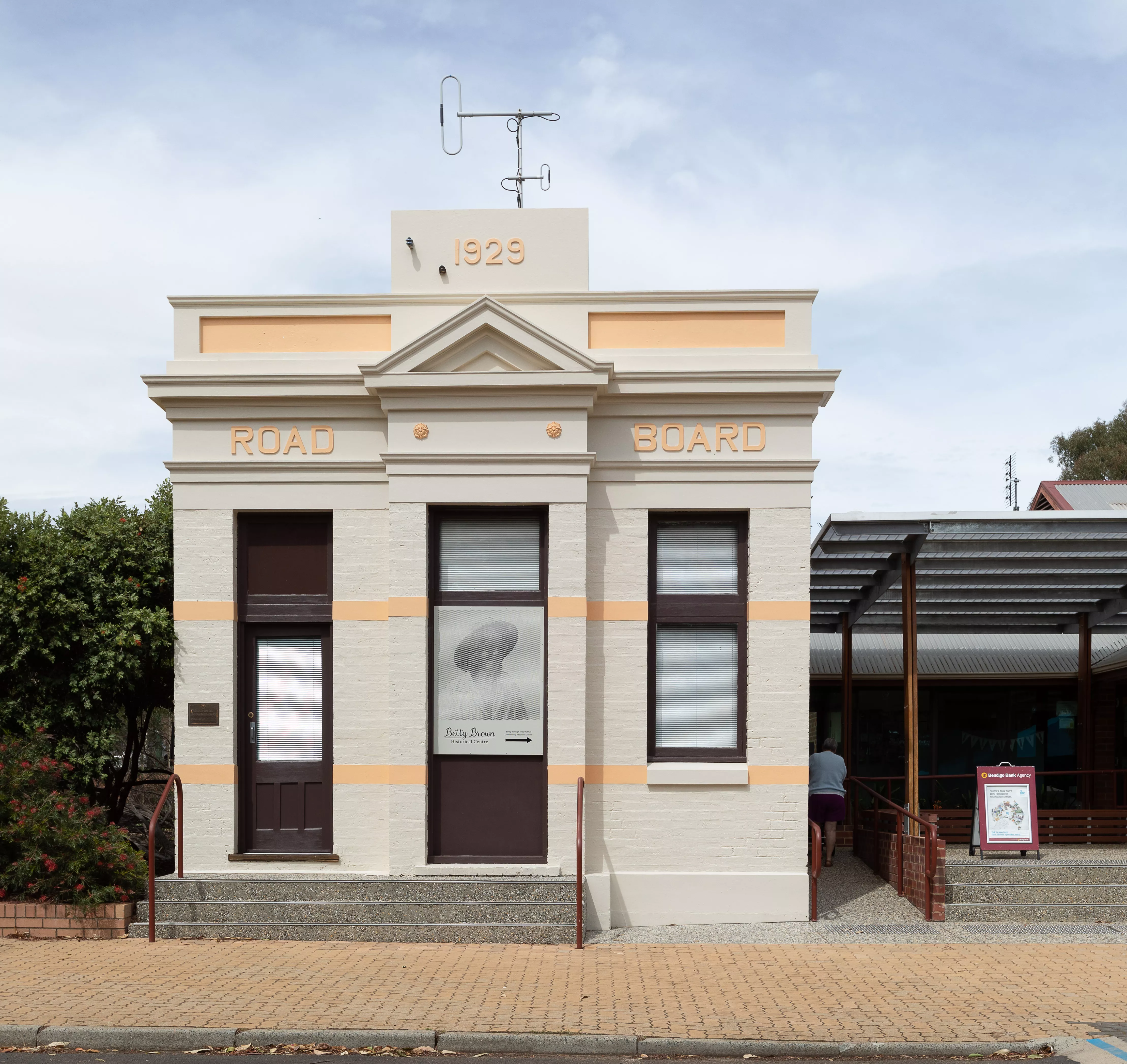 Darkan Road Board building houses the Betty Brown Historical Centre